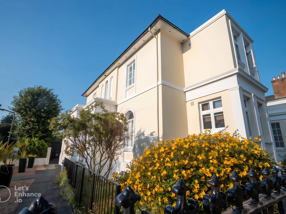 exterior-painting-cream-victorian-detached-exeter-decorators Exterior painting in Exeter by Exeter Decorators, Victorian detached property