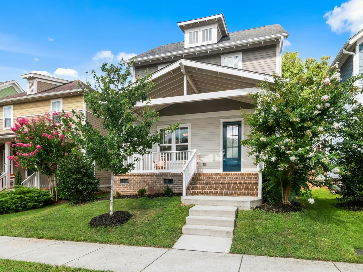 exterior-painting-suburban-house-covered-exeter-decorators House painting in Exeter by Exeter Decorators, full property repaint